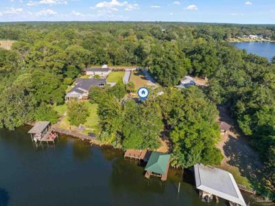5261 Bayou Dr