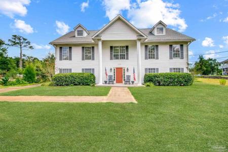 5708 Lakeside Ct