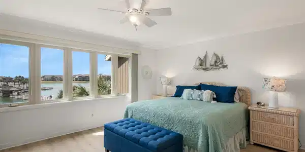 122 Stewart Lake Cv