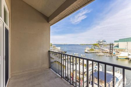14100 River Rd