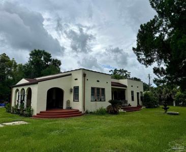 5197 Santa Rosa St