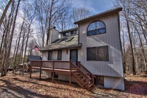 228 Ridgewood Cir
