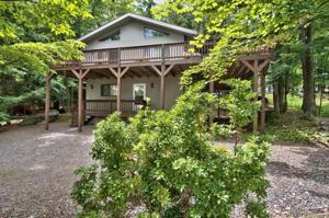1218 W Lakeview Dr