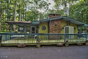 306 Parkwood Dr
