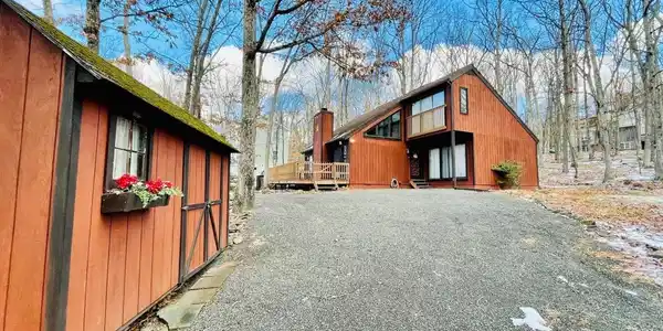 140 White Deer Rd