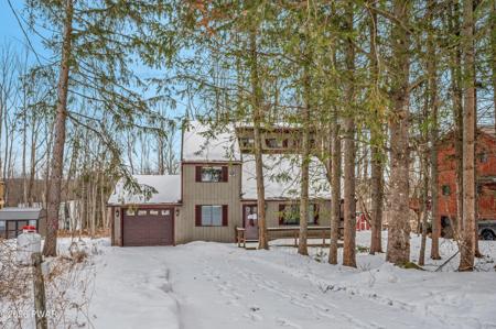 31 Woodcrest Lane