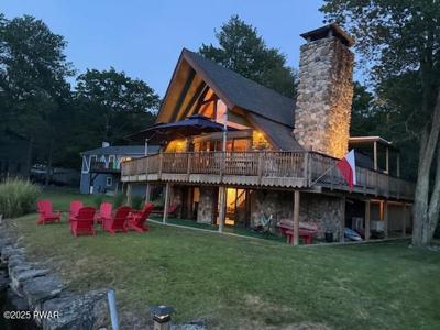 1138 Aquarius Drive
