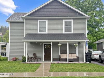 303 Avenue E