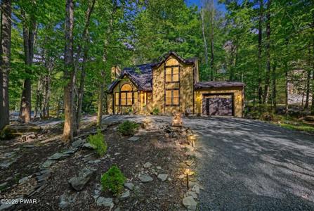 7 Dogwood Place
