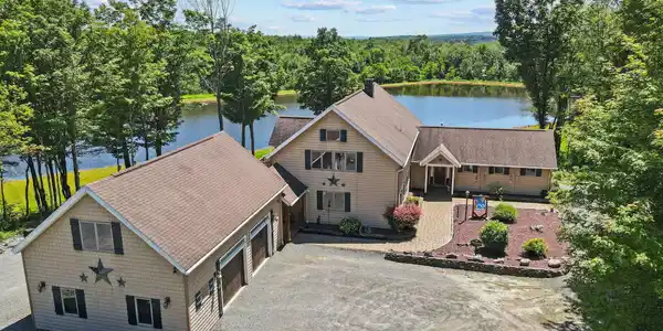 28 Rose Road