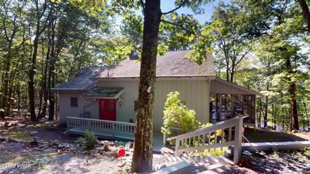 118 SaddleBrook Lane