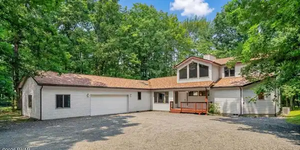 103 Rodeo Lane