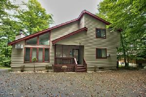 1338 Lakeview Drive West