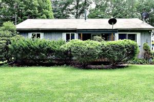 104 Riverview Ter