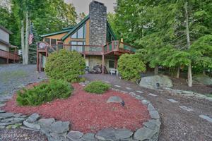 358 Lakeview W Dr