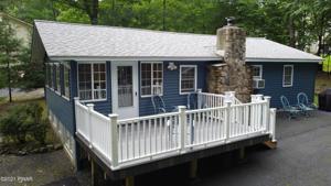 115 Edgewater Dr