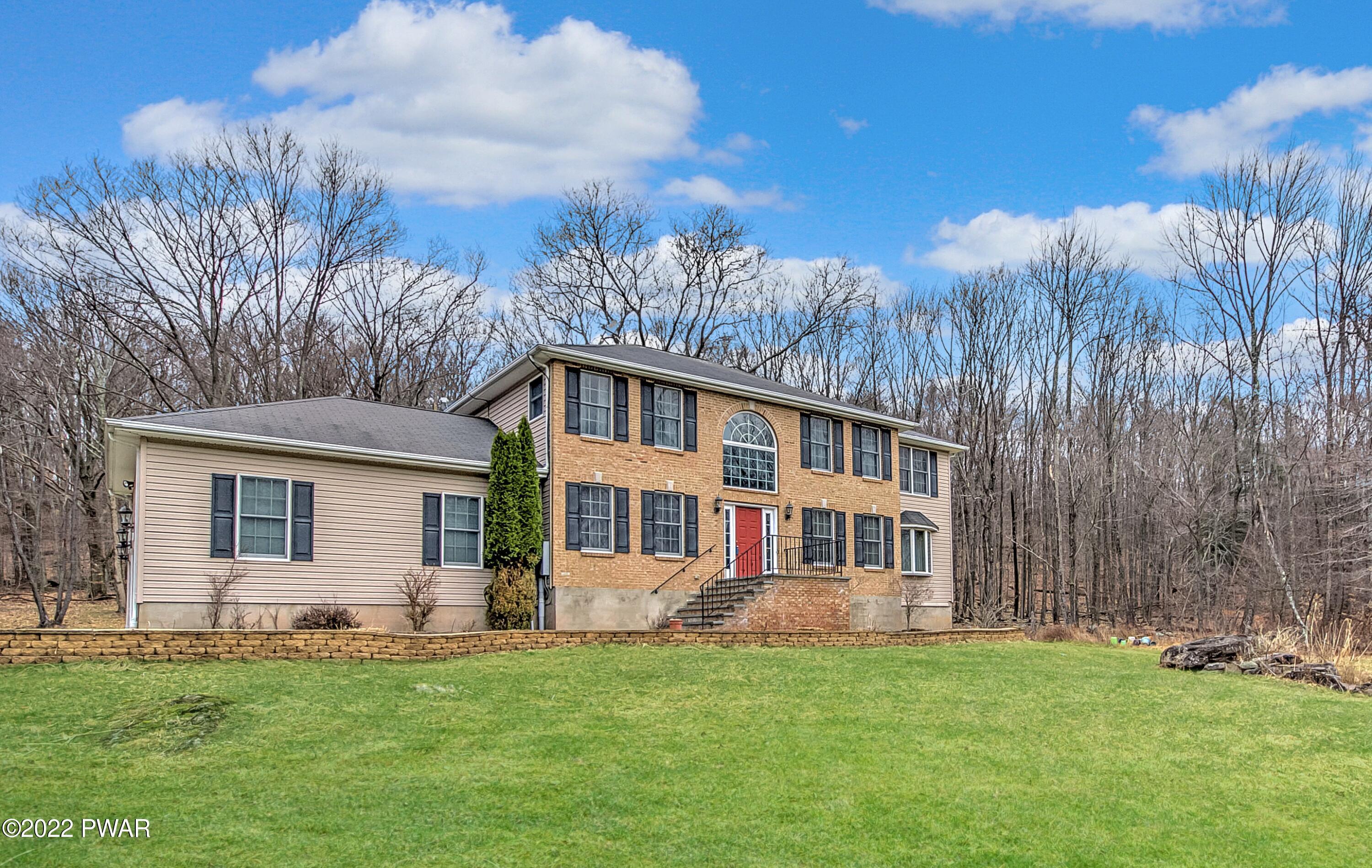 11 Country Ln, Newfoundland, PA lhrmls01159249