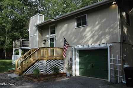 121 Saddlebrook Lane
