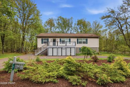4 Pebble Court
