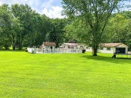 84 Latham Rd