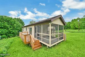 49 Glenwood Ln