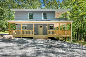 110 Maple Ct