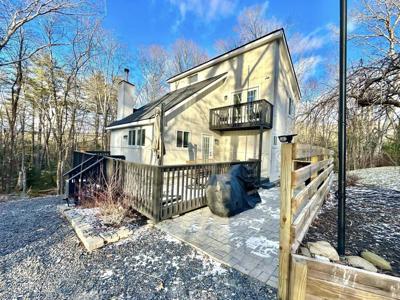 220 Surrey Drive