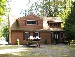 629 Lakeview Drive West