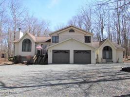 227 Surrey Dr