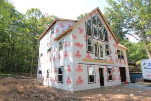 104 Log Cabin Dr