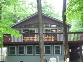 694 Woodridge Dr