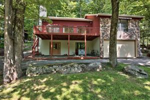 38 Roamingwood Ct
