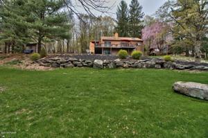 1094 Westwood Dr