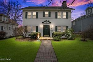 110 W High St