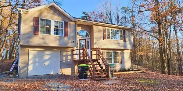 103 Dove Court