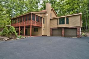 237 Ridgewood Cir