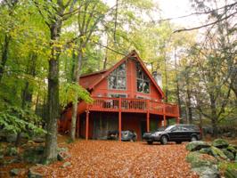 16 Roamingwood Ct