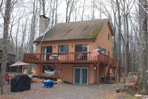 100 Navaho Ln