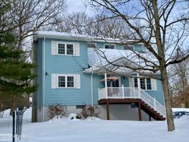 216 Sunrise Dr