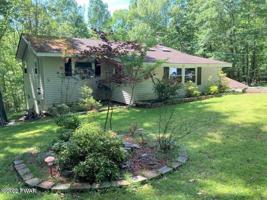 28 Tamarack Dr