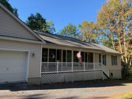 222 Surrey Dr