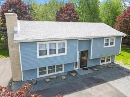 36 Windemere Ln