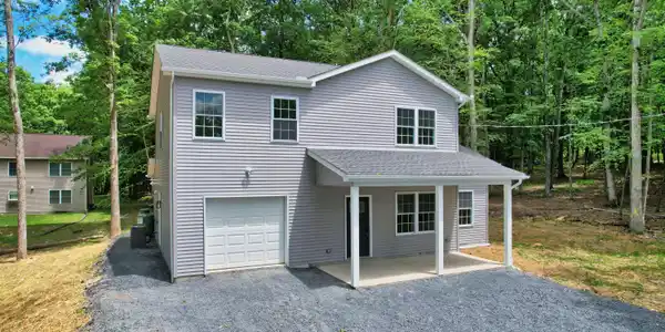 102 Buttercup Terrace