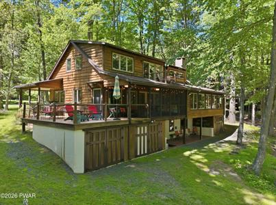 1456 Lakeland Drive