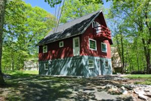 122 Fairview Dr