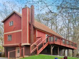 105 Upper Spruce Ct