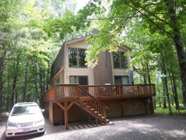 2570 Oak Cir