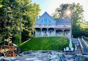 1212 Lakeview Dr