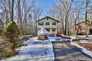 17 Lakewood Ct