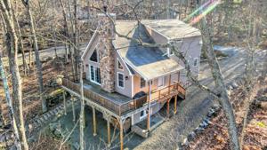 104 Horseshoe Ct